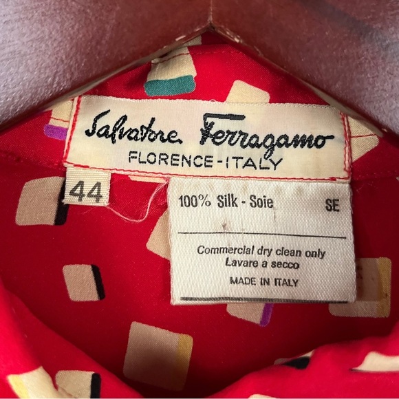FERRAGAMO Vintage Silk Logo Printed Long Sleeve Button Down Top - Picture 12 of 13